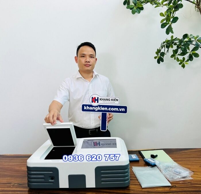 Máy quang phổ UV-Vis hai chùm tia UV-8000TS Metash